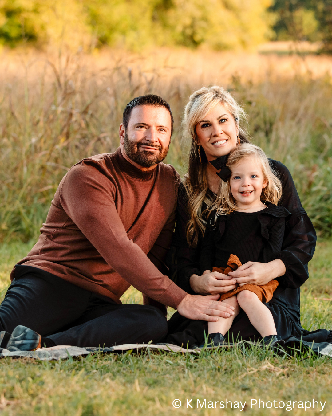 charlotte family taking fall pictures